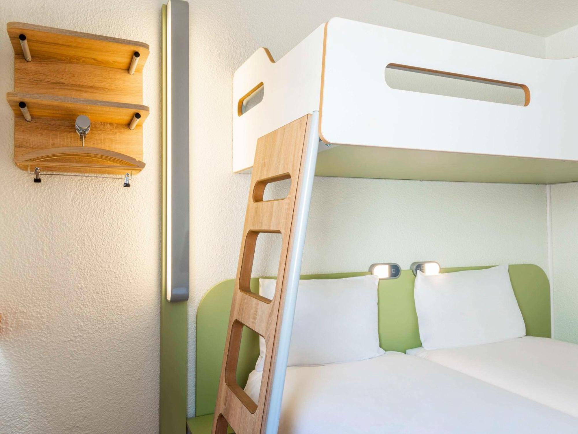 Ibis Budget Paris Porte De Bercy Charenton-le-Pont Esterno foto