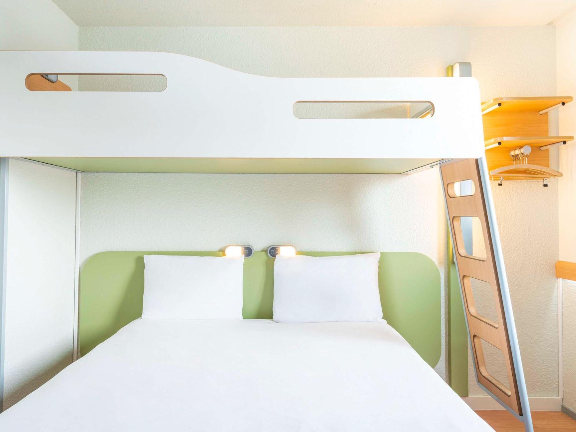 Ibis Budget Paris Porte De Bercy Charenton-le-Pont Esterno foto