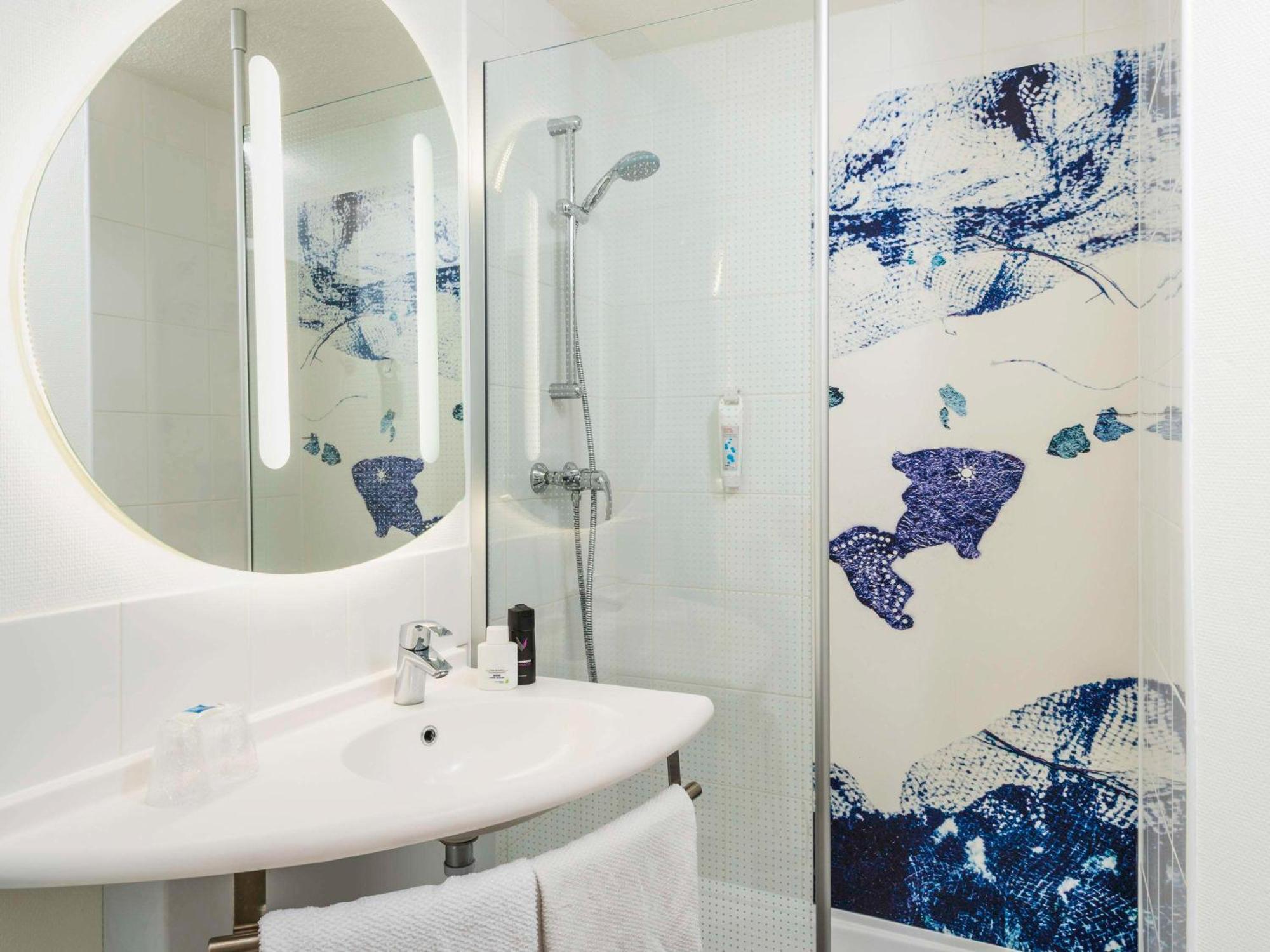 Ibis Budget Paris Porte De Bercy Charenton-le-Pont Esterno foto