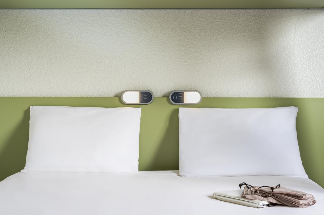 Ibis Budget Paris Porte De Bercy Charenton-le-Pont Esterno foto
