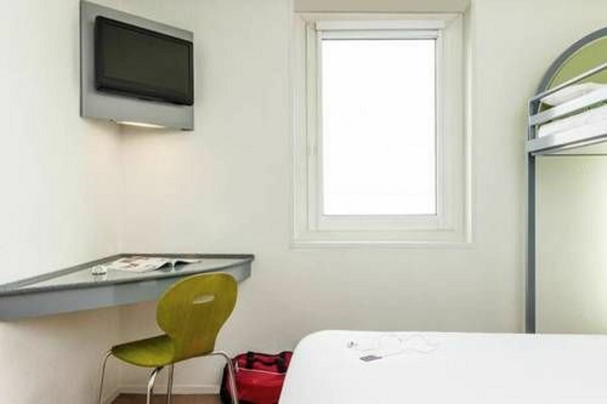 Ibis Budget Paris Porte De Bercy Charenton-le-Pont Esterno foto