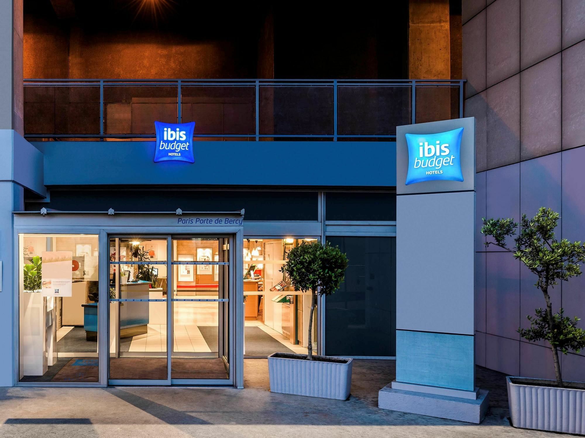 Ibis Budget Paris Porte De Bercy Charenton-le-Pont Esterno foto
